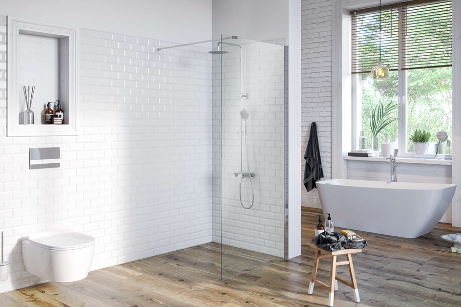 Kabina walk-in – czy warto zrobić otwarty prysznic w łazience? [Wady i zalety]